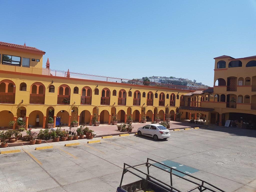 Hotel Sevilla Тихуана Экстерьер фото